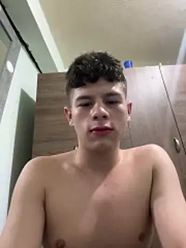 Chat XXX ao vivo de Andy12912