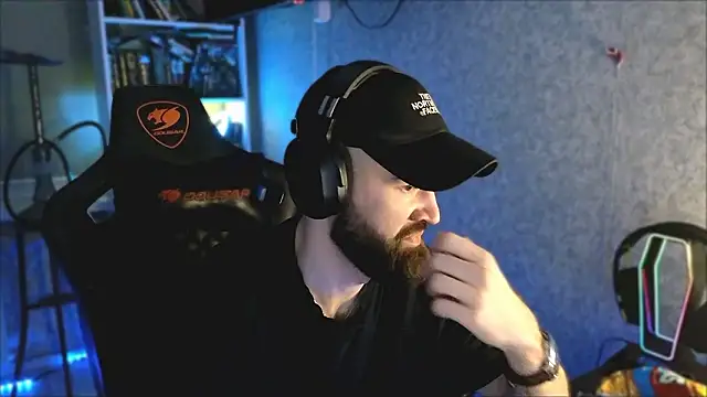 Chat XXX en directo de _Mostly_