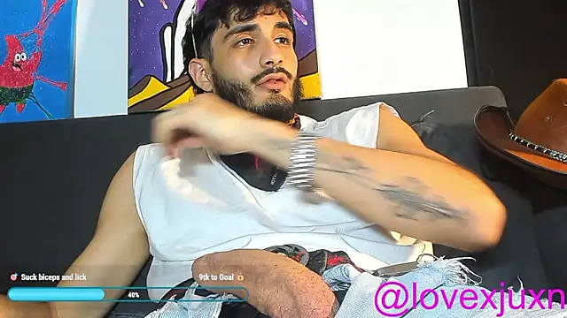Chat XXX en directo de LovexJuxn8
