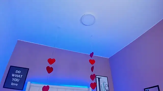 sarahyessica: онлайн-секс-чат