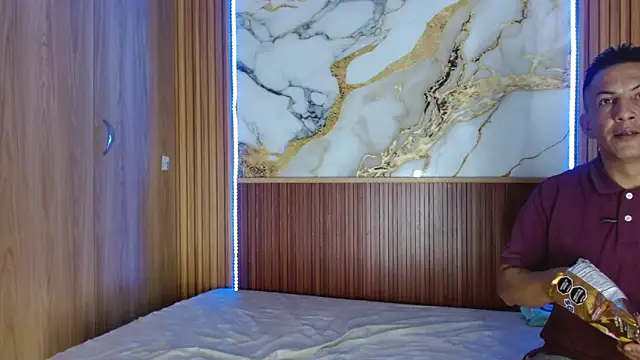 molly_andsam's Live XXX Chat