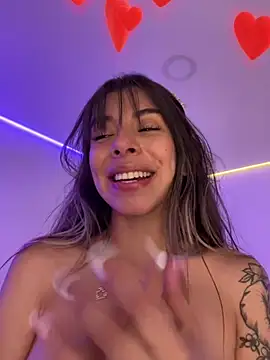 Chatroom XXX en direct de AmmyCollinsW