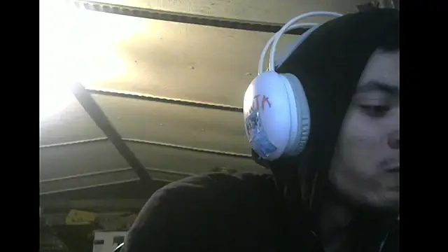 spooky425hd Show in webcam