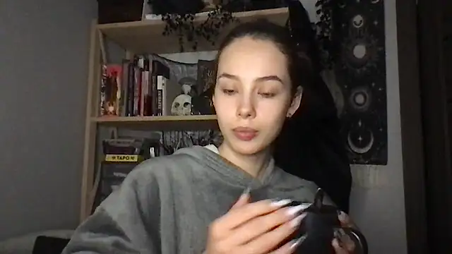 Yuna5343 现场XXX聊天