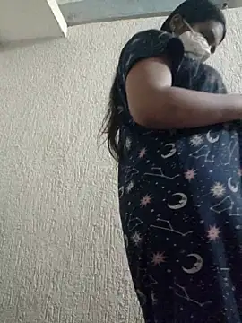 Priya_Strip webkamerás műsora