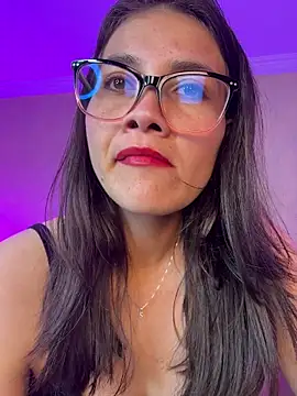 aurora_divine élő XXX-chatje