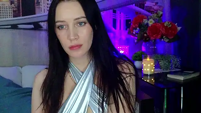 دردشة MonicaSweetx الجنسية المباشرة