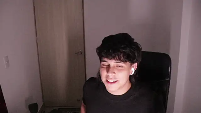 Tony_Hoffa's Live XXX Chat