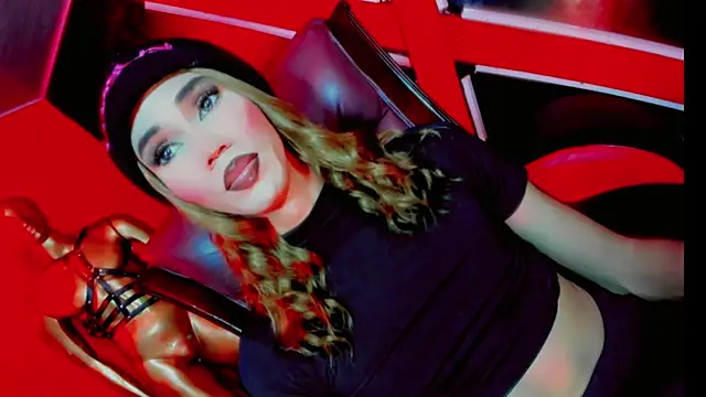 Show de webcam de emelly_horny_