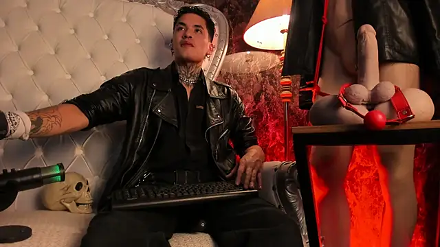 عرض كام AlecBanne