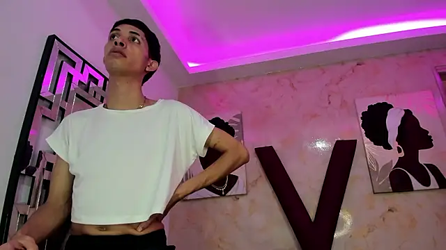 SWEET_RABBIT1's Live XXX Chat