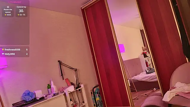 Chat +18 de Solmavere ao vivo