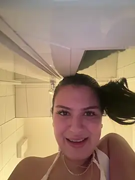 SuesseAlina webkamerás műsora