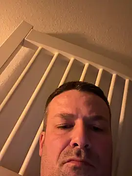 Ermin1984's Live XXX Chat