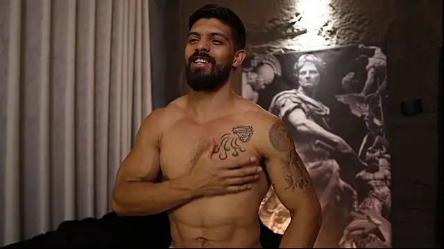 DannSaenz Chat XXX in diretta