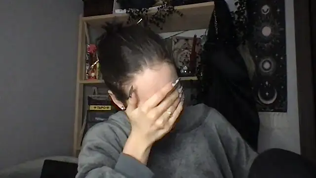 Yuna5343 Chat XXX live