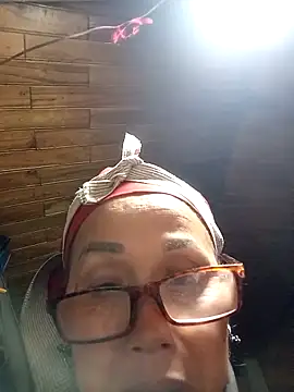 yoyosexy11's Webcam Show