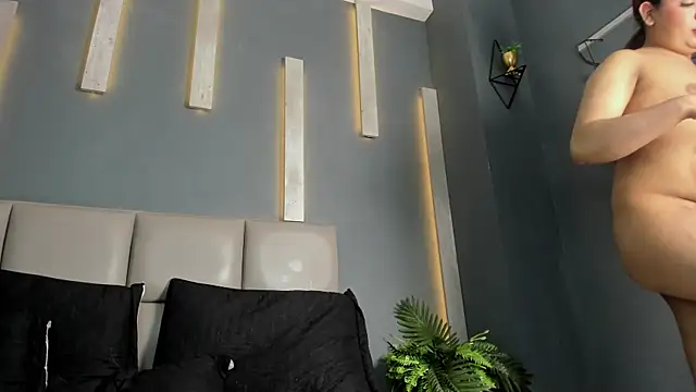 Show de TSExoticFuck na webcam