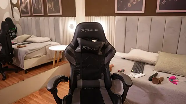 mekari_fox – Naživo XXX chat