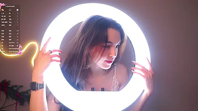 دردشة MirnaTellado الجنسية المباشرة