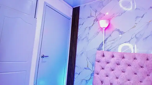 Chat +18 de IvonyGarciia ao vivo