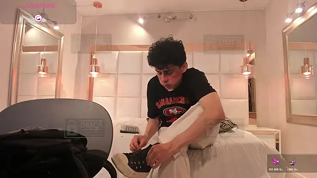 عرض كام Sebastian_Collins_