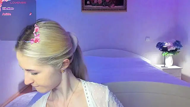 Julie_Blaze Adlı Modelin Web Kamerası Şovu