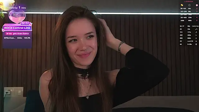 tinyanie Live XXX Chat