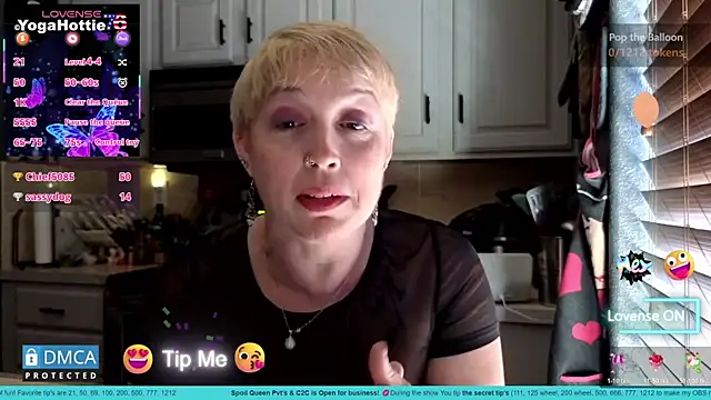 Chat +18 de YogaHottie76 ao vivo
