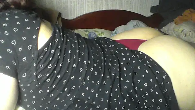 Chat +18 de Alma_Evelynne ao vivo