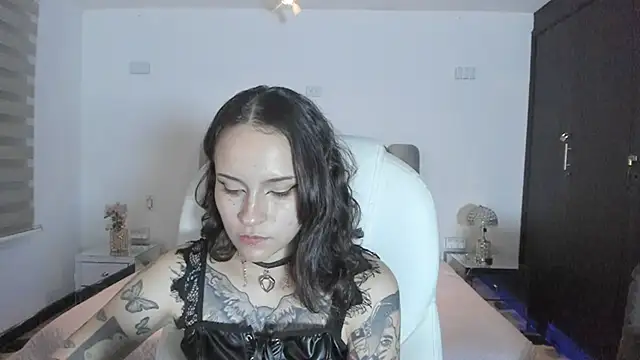 AnnyThompson_'s Live XXX Chat