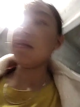 XXX chat uživo modela Bella-222