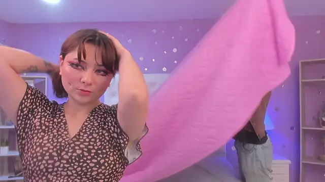 Goldentemptation_ – Live XXX-chat