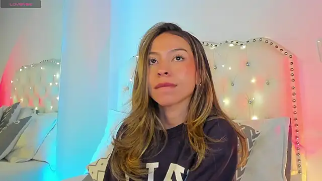 Онлайн чат XXX LuuluBerry