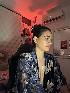 Chat XXX en directo de ZarahEvans