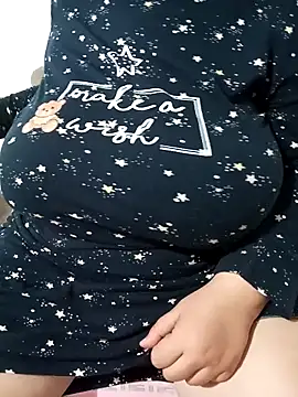 Natashaarabe Adlı Modelin Canlı XXX Sohbeti