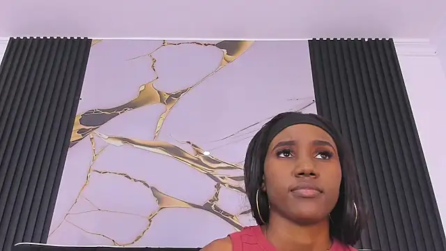 Mia_Devereaux167's Live XXX Chat