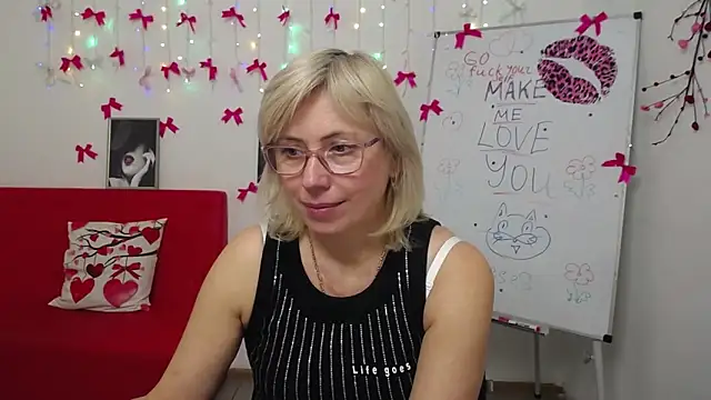 LaurenWishy Adlı Modelin Canlı XXX Sohbeti