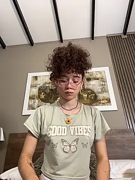 luci_butterfly Chat XXX live