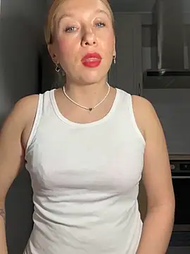 Kittie_Valentine's Live XXX Chat