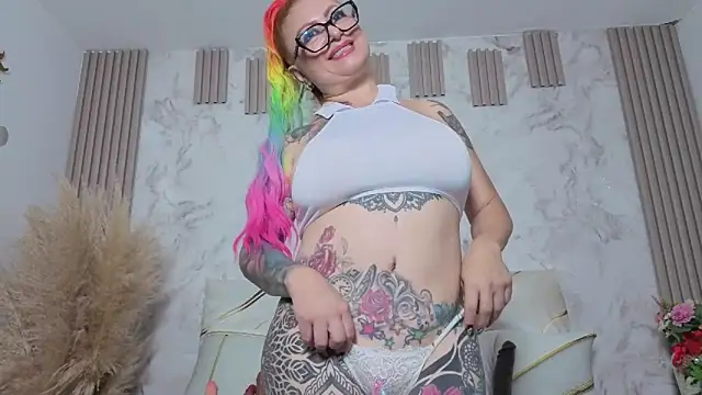 EMILY_ROUSSE71 Live XXX-Chat