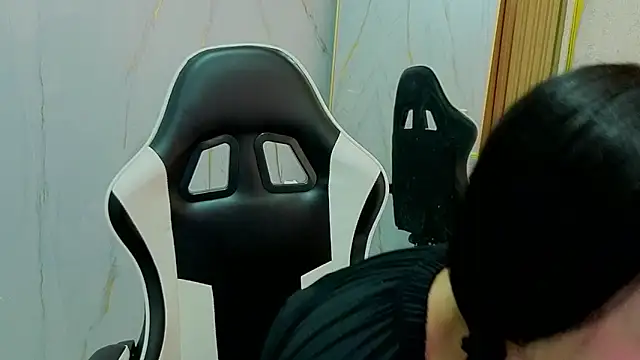 Chat +18 de Catalina_Tx_ ao vivo