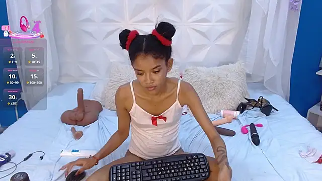 adisson_petite1 即時 XXX 聊天