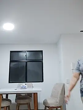 Chatroom XXX en direct de _Prinscarlet_