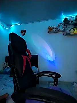 Chatroom XXX en direct de esmeralda_jadees