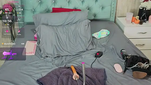 Alicee_Moonn Chat XXX in diretta