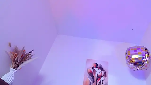 Lola_wish1 – Naživo XXX chat