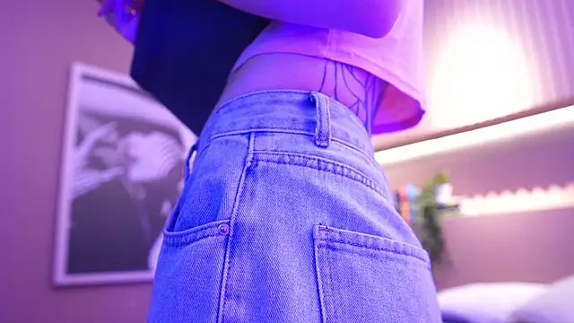 Chat +18 de Dalahia_Rush ao vivo