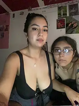 PamelaFtMia's Live XXX Chat