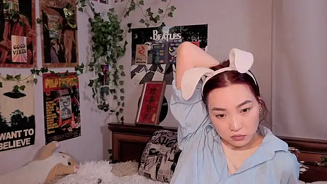 OdetteBiddy: онлайн-секс-чат